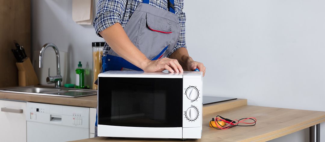 How to Install a Microwave in the Kitchen?
